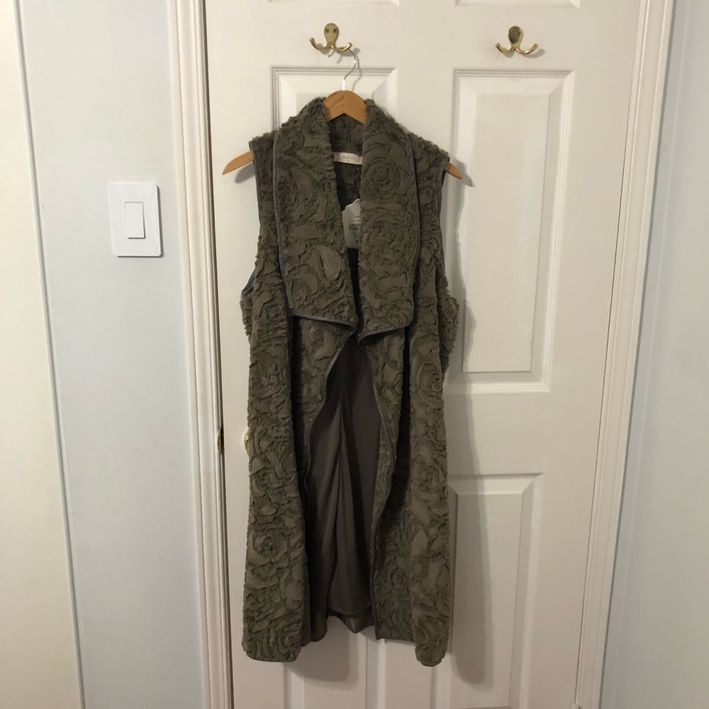 Altar’d State Dusty Olive faux fur vest cardigan